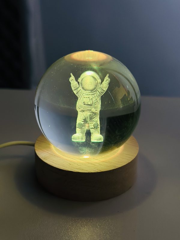 Color Changing LED 3D Crystal Ball – Astronaut - Image 2