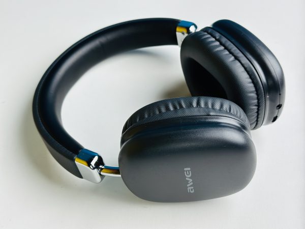 Awei AT7 Bluetooth Wireless Headphone- Black Color - Image 3